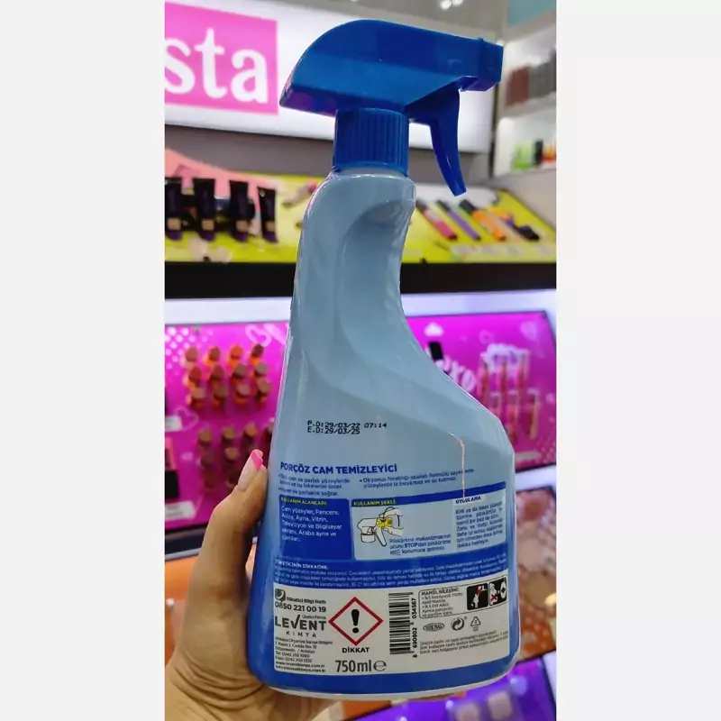 اسپری پاک کننده شیشه پورچوز