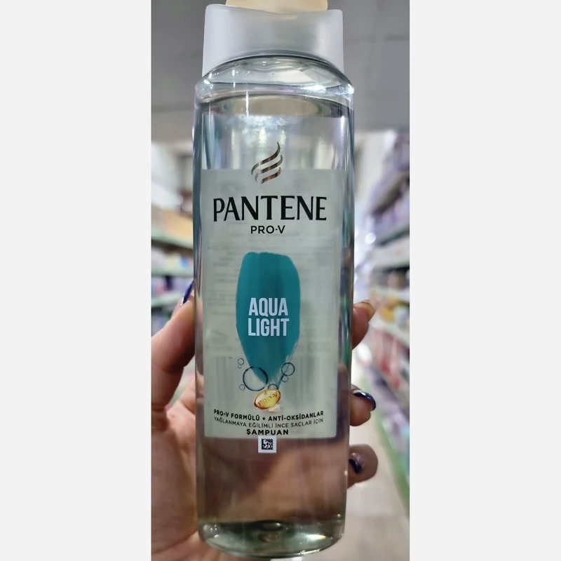 شامپو موی پنتن مناسب موهای چرب