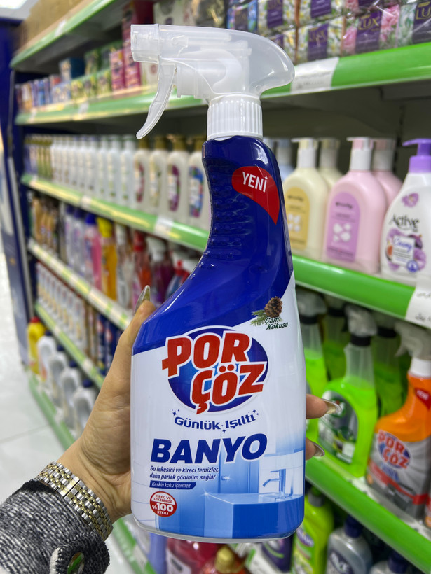 اسپری پاک کننده سطوح پورچوز مناسب حمام