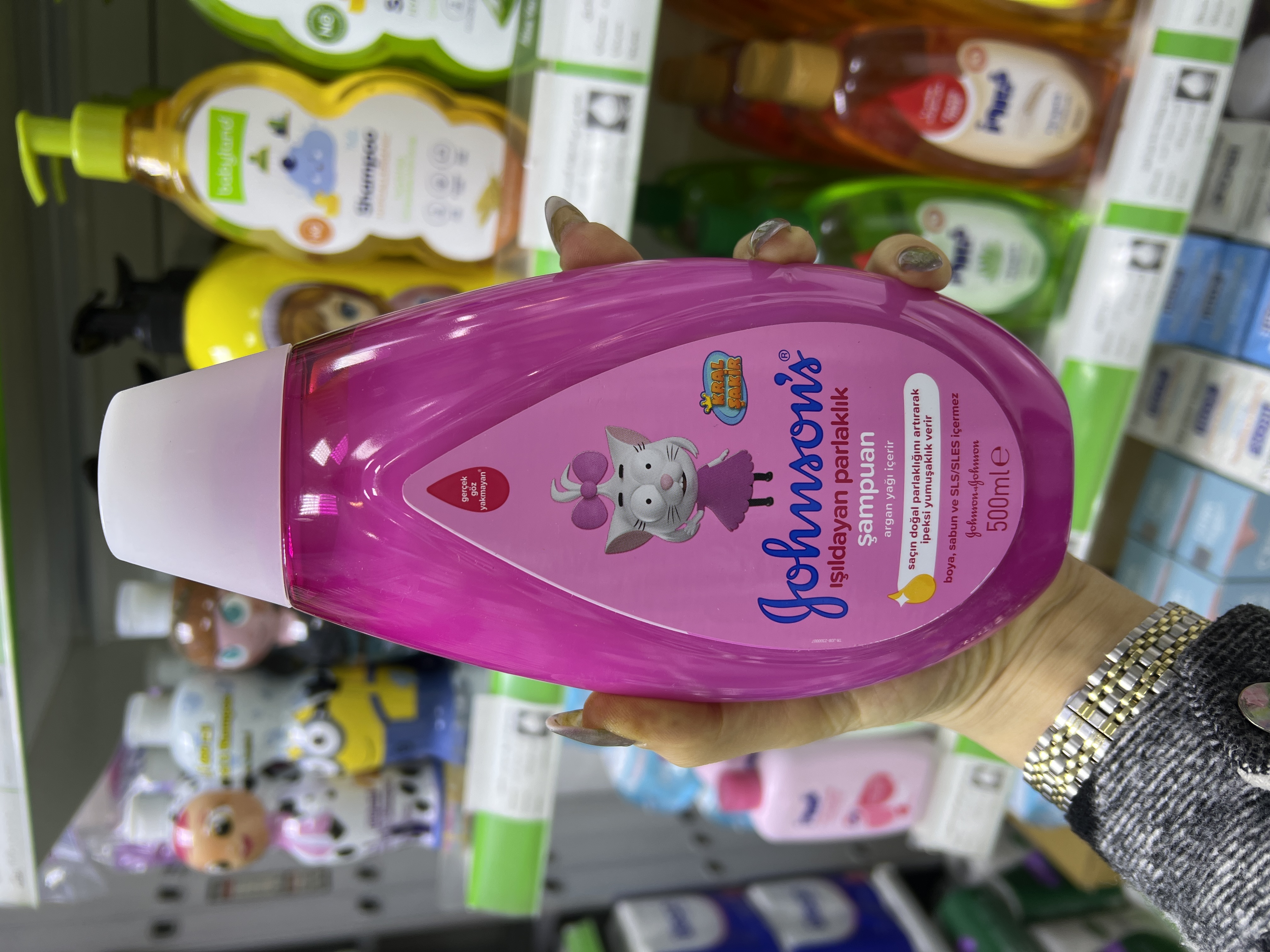 شامپو بچه جانسون بدون سولفات محصول ترکیه