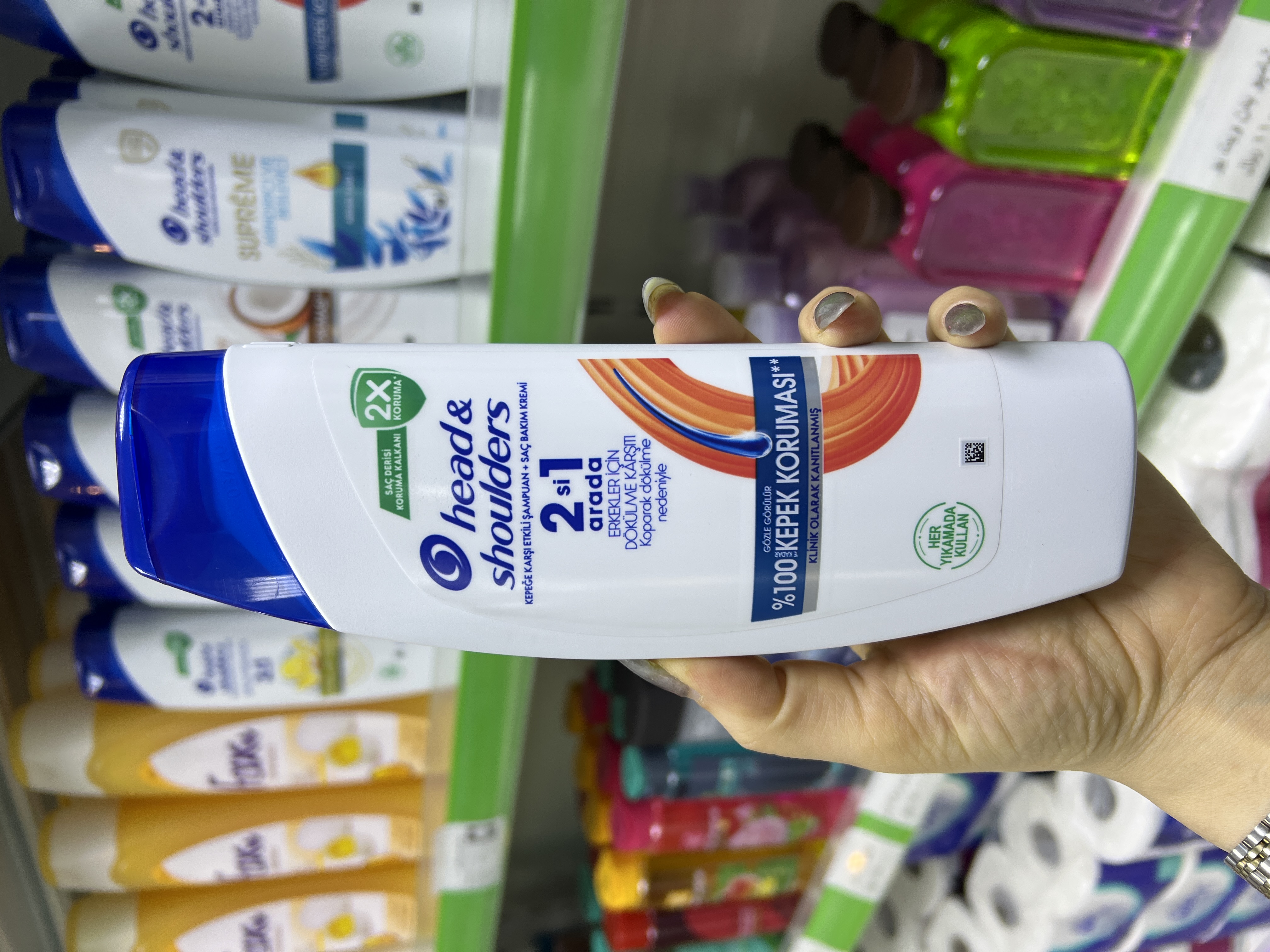 شامپو هداندشولدرز ضدشوره وضدریزش مناسب آقایان