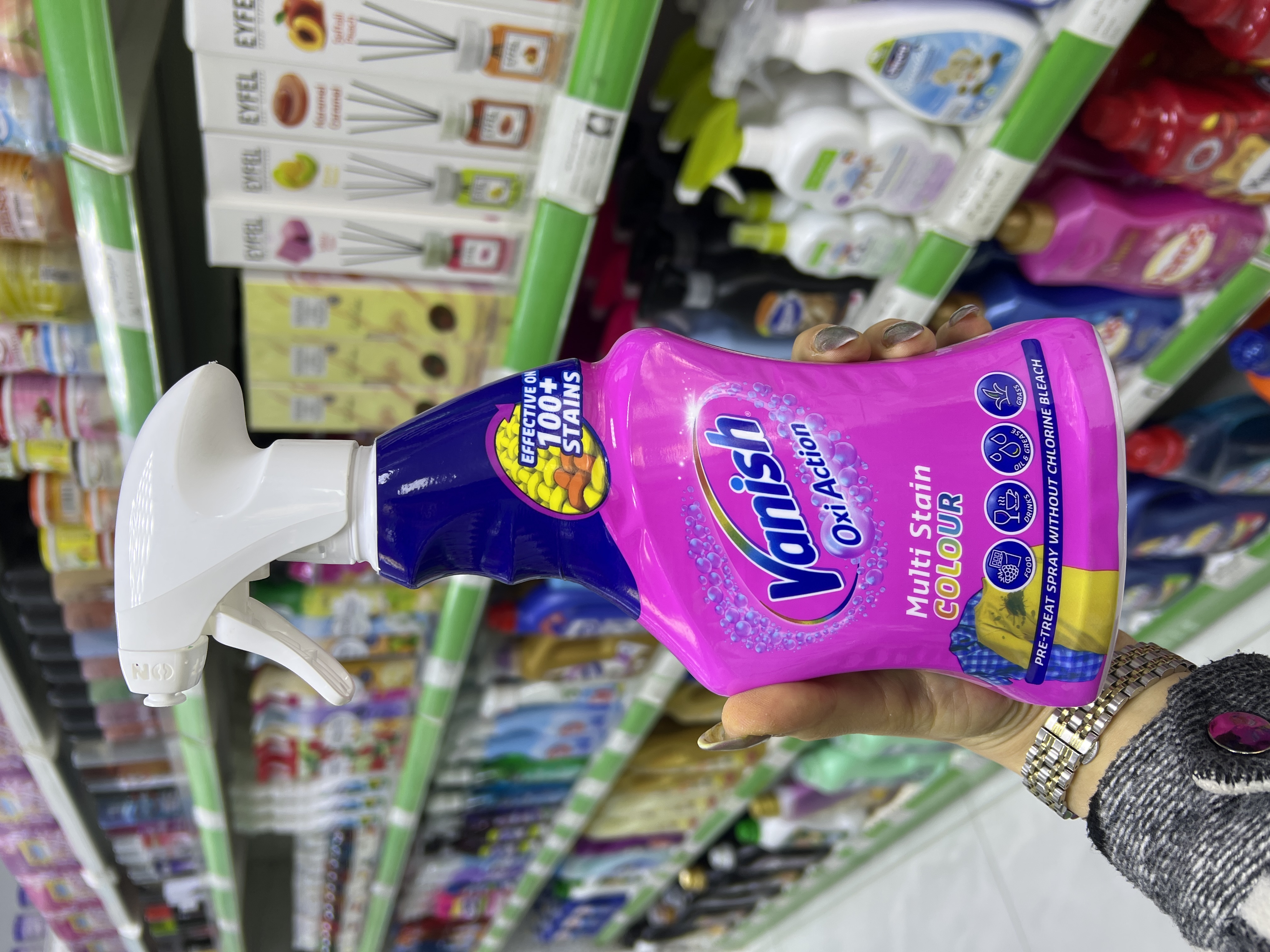 اسپری لکه بر لباس ونیش ترکیه