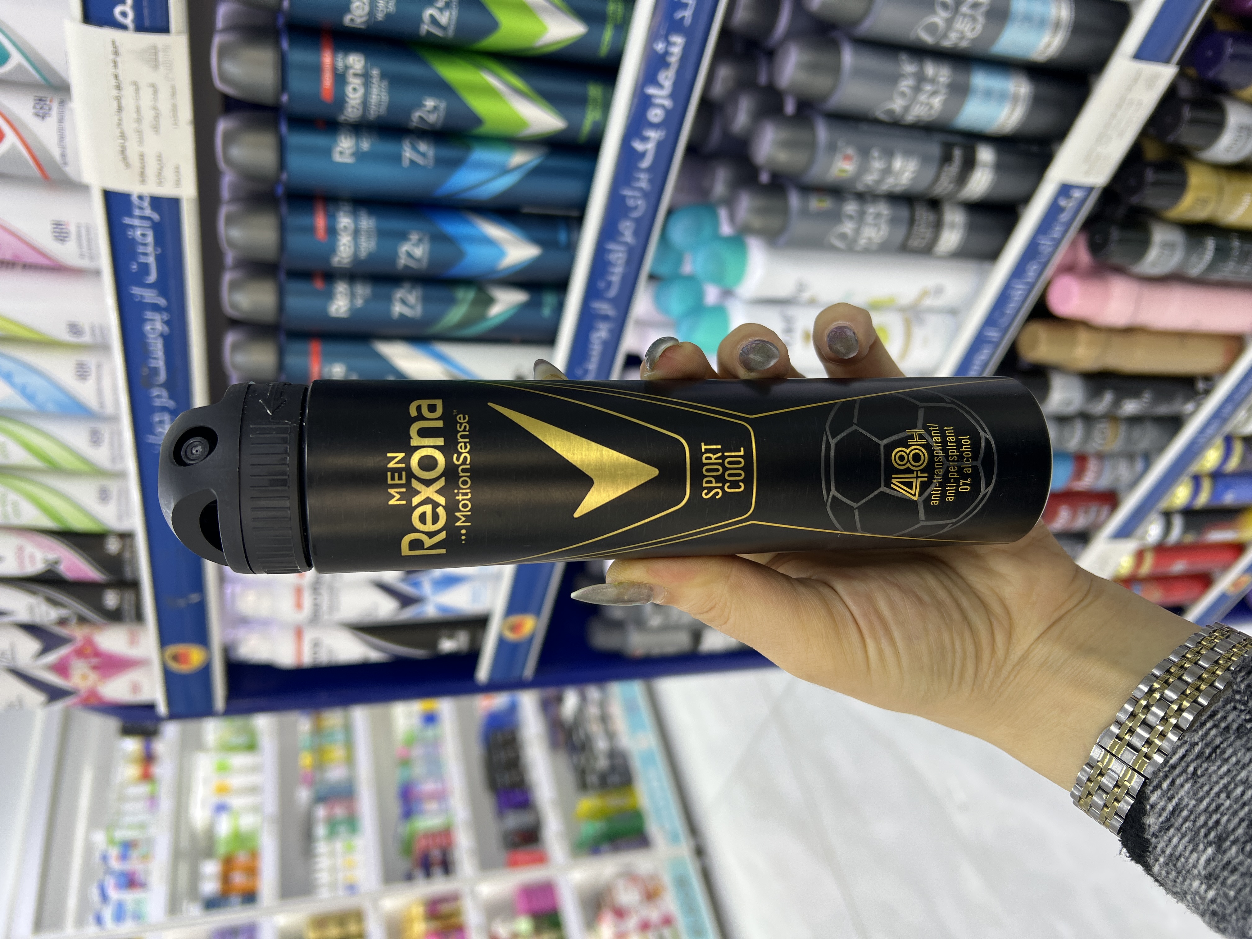 اسپری ضدتعریق رکسونا مناسب آقایان